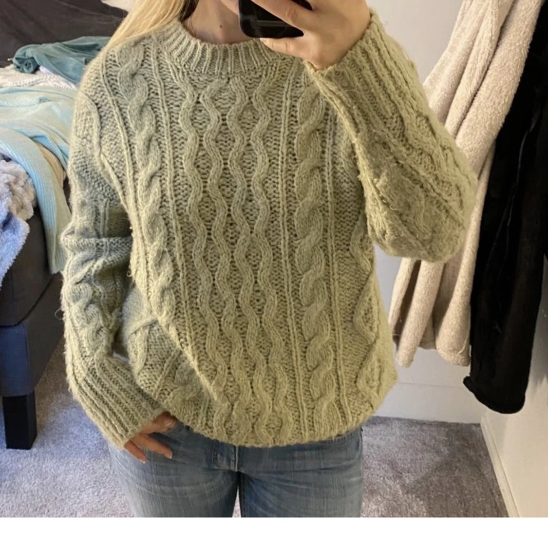 Grön stickad tröja  - 91