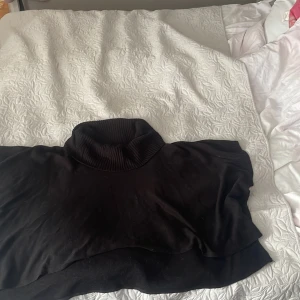 Poncho  - Svart skön poncho 