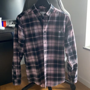 Vailent skjorta - Storlek S