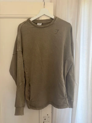 Gymshark - Gymshark träningströja, använd 1-2 gånger