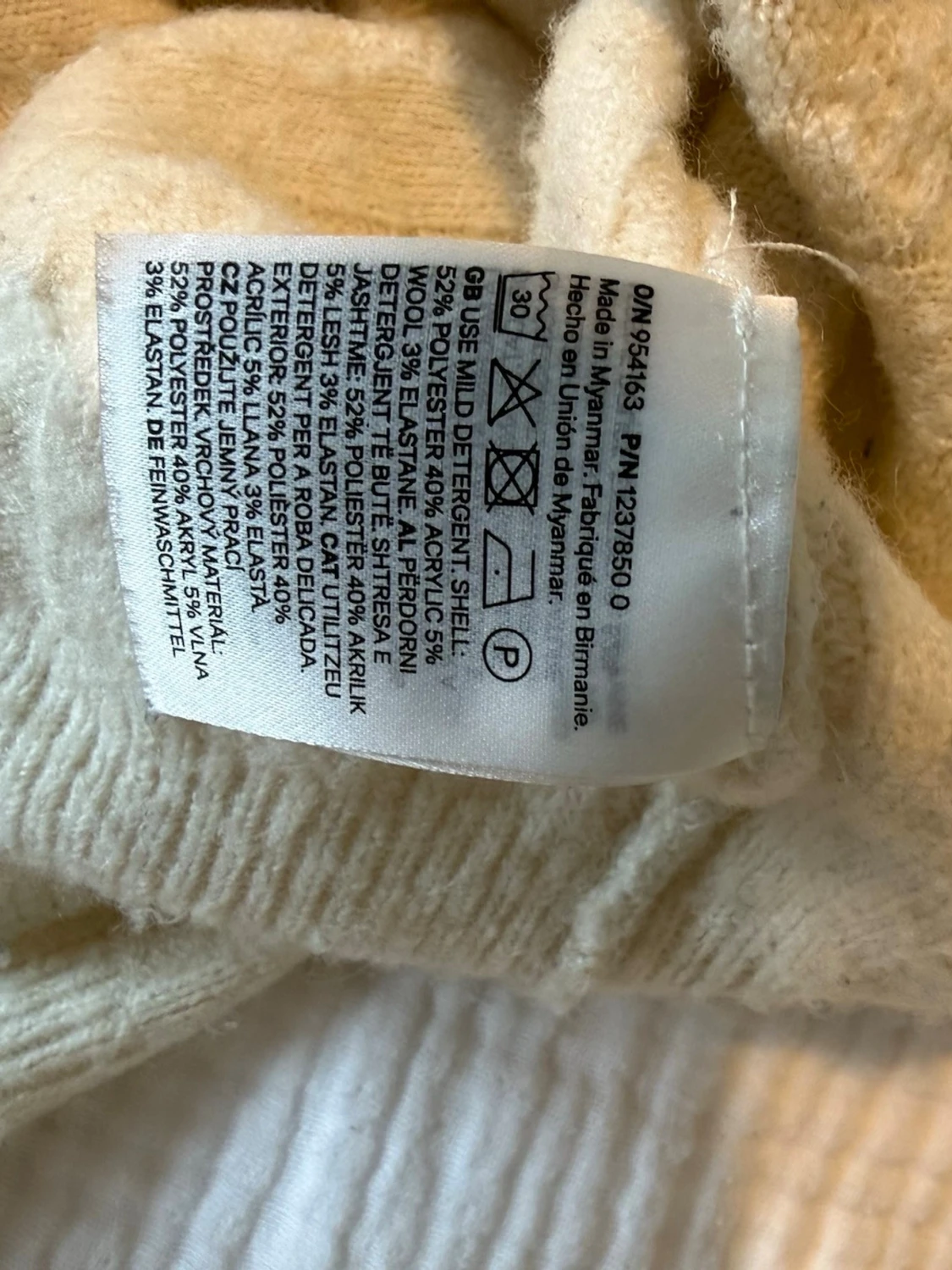 Vit kabelstickad tröja från H&M - 2