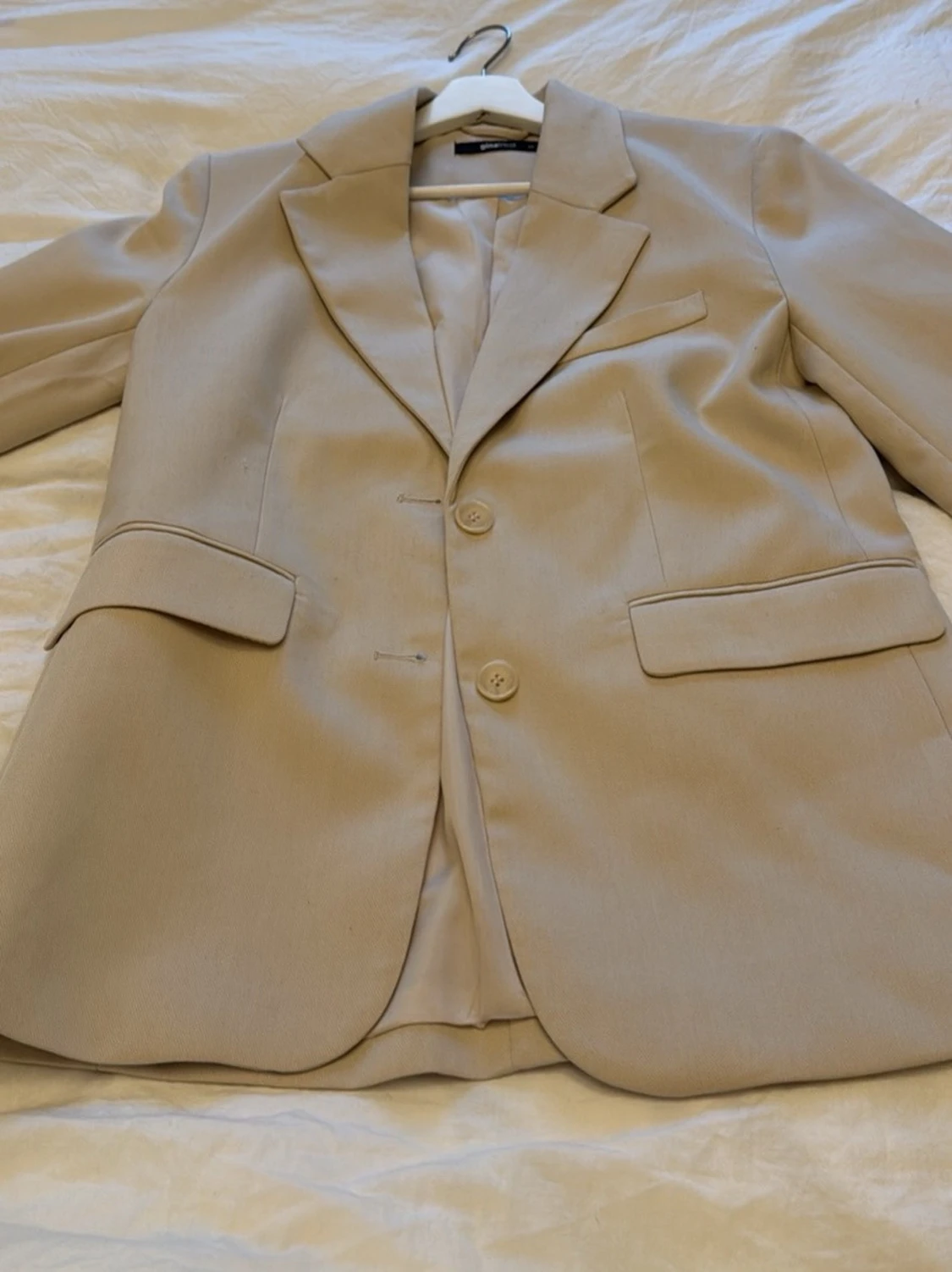 Beige Blazer 