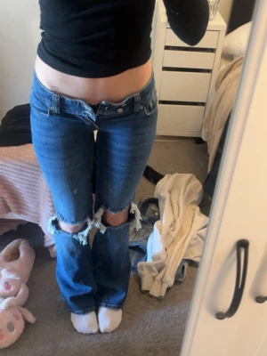 Jeans - Hör av er vid frågor