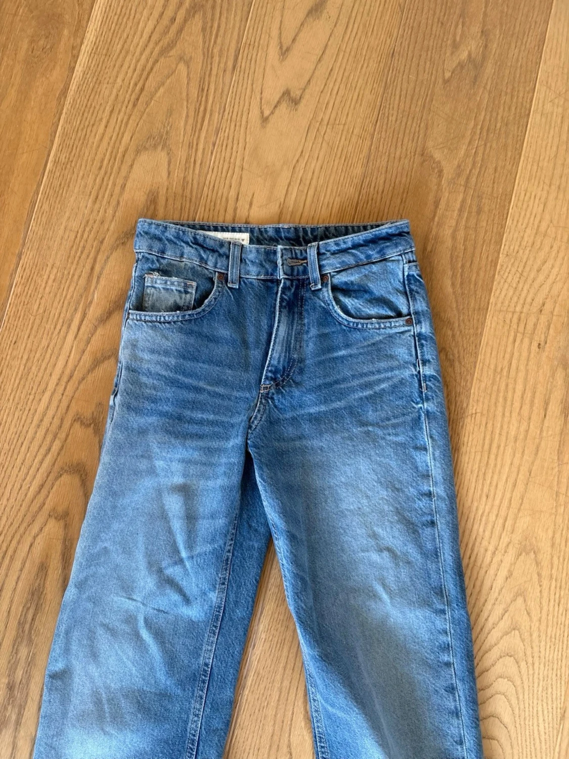 Blå raka jeans med vintagekänsla låg midja Zara - 1