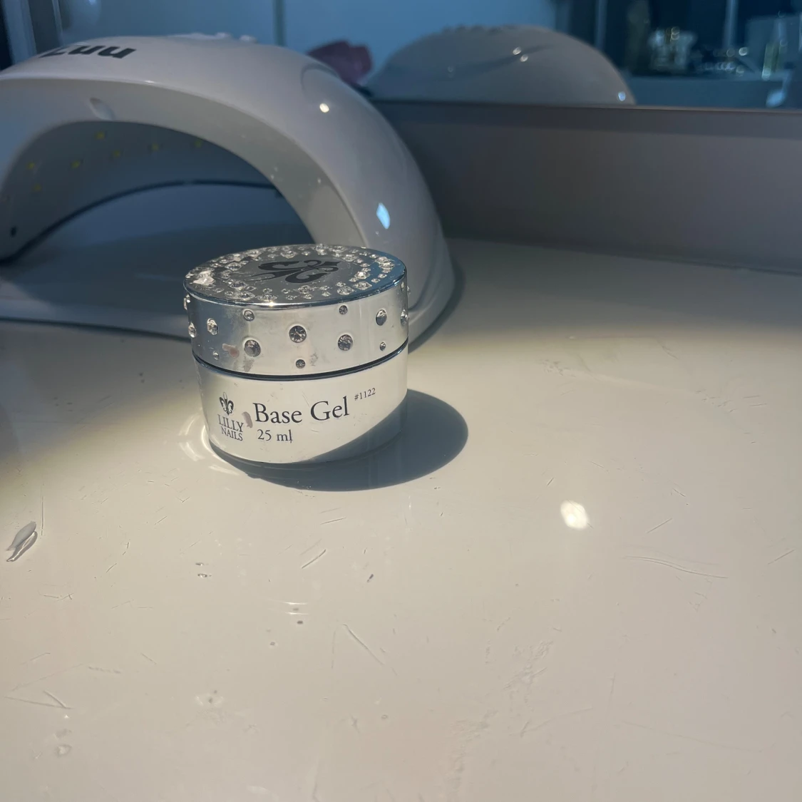 Base Gel 25 ml med silverdetaljer