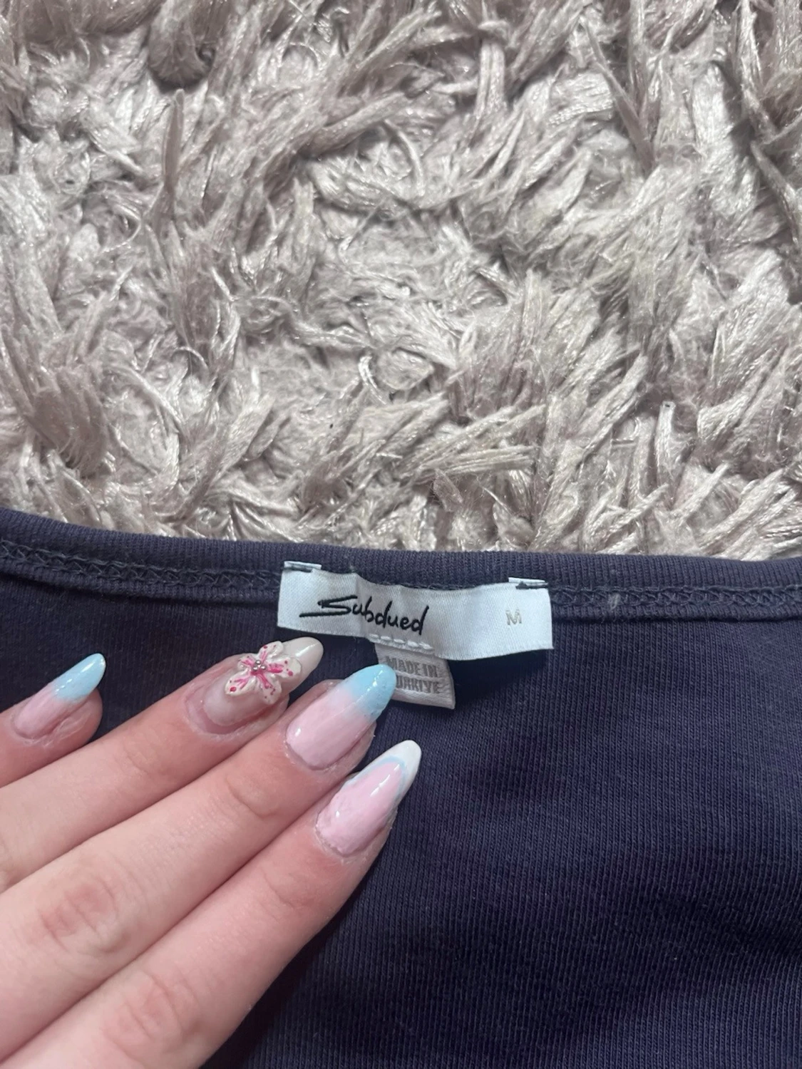 topp med knappar från Subdued - 1