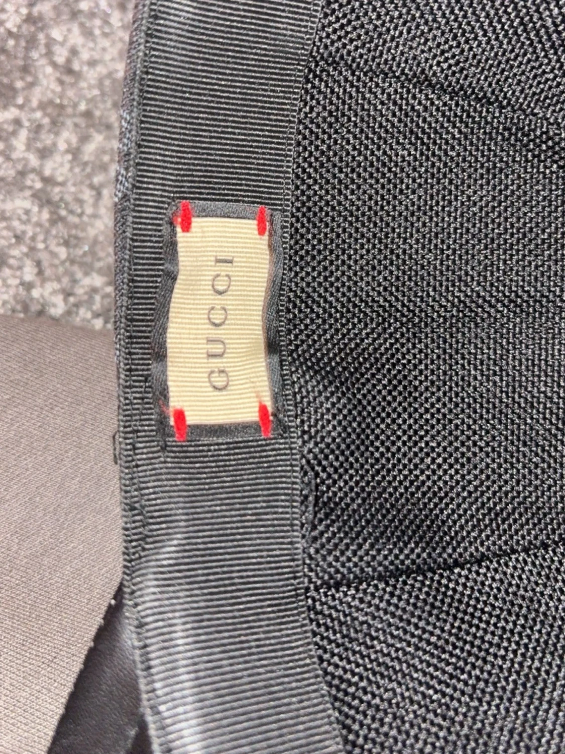 Svart keps från Gucci med GG-mönster - 5