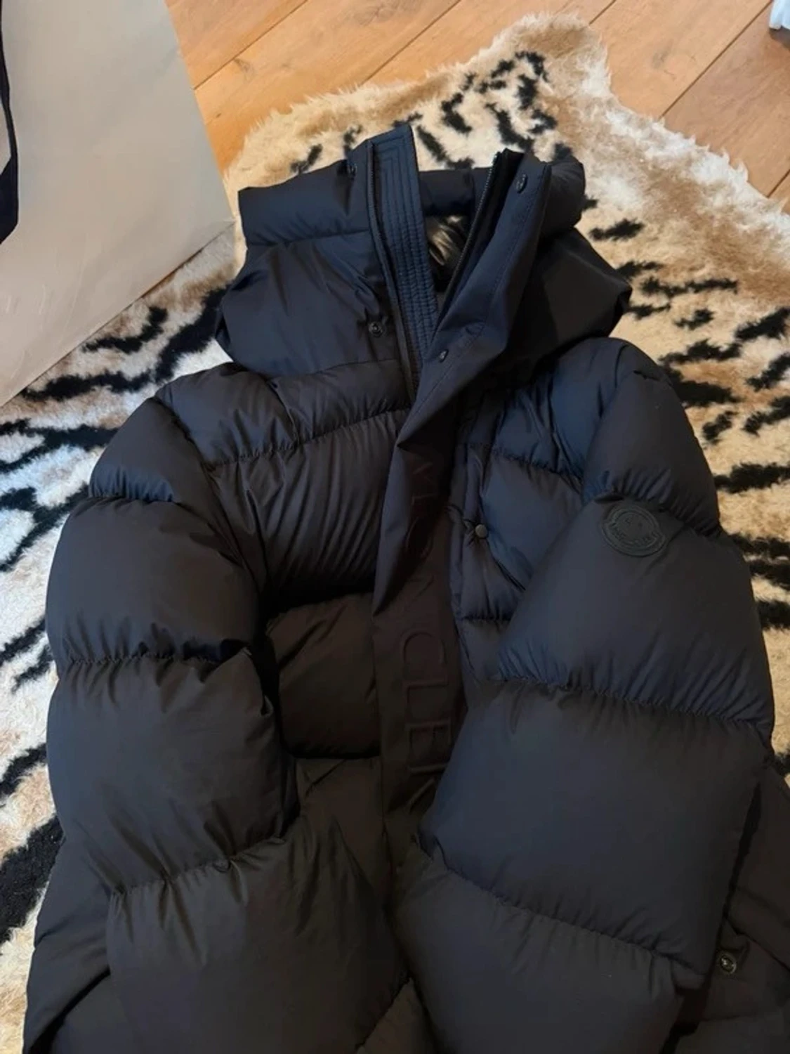 Svart dunjacka från Moncler - 6