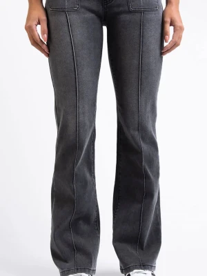 Jeans - Säljer ett par madlady jeans i stl 36/tall💕org pris 699kr