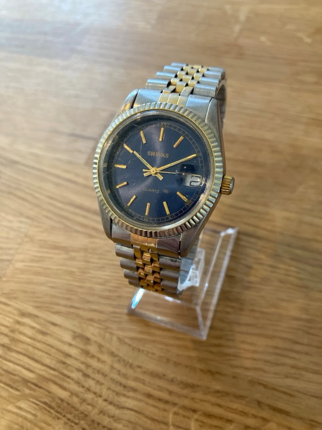 Shivas Quartz A2524 37mm Armbandsur