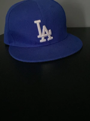 New era keps - Skitsnygg oanvänd new era keps perfekt inför sommaren !