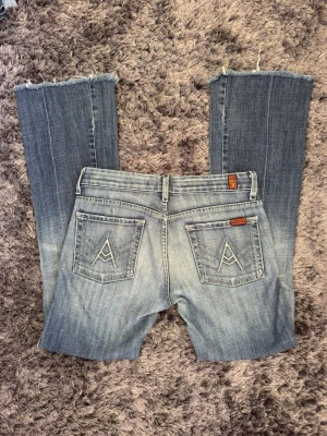 7 of All Mankind Vintage Jeans - Midja: 80 cm runt. Innerben: 80 cm 