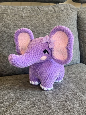 Virkad elefant  - Handgjord virkad söt liten elefant 