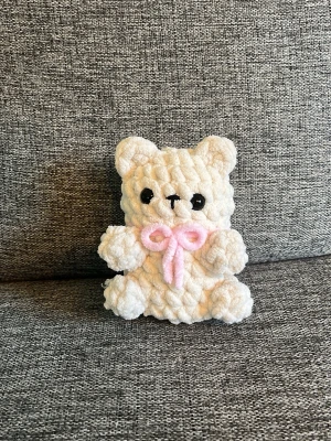 Virkad nalle - Handgjord virkad söt liten nalle 