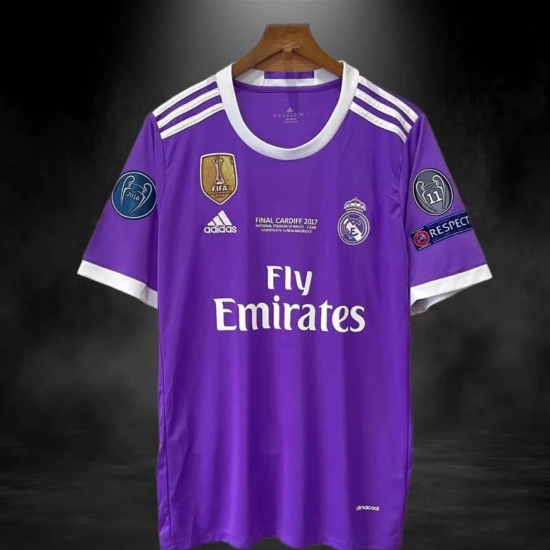 Lila Real Madrid matchtröja