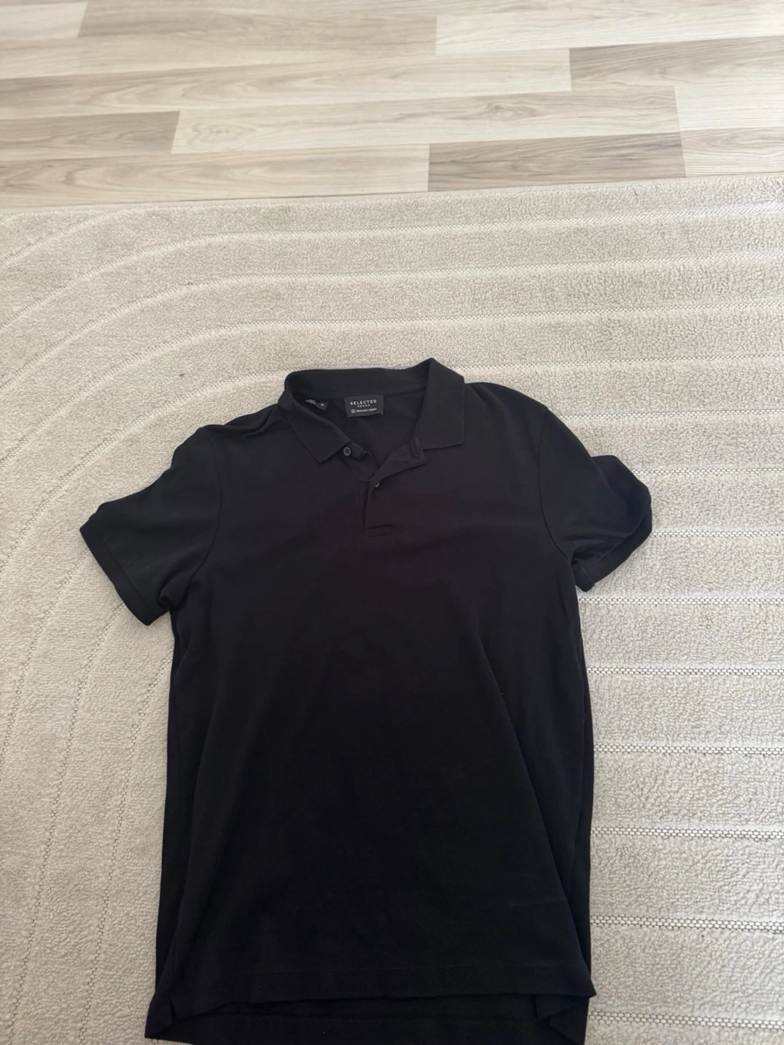 Svart pikétröja från Selected Homme - 3