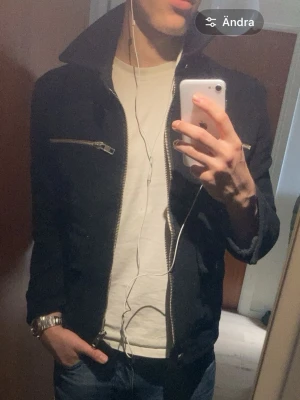 Big Star duffel coat - Säljer denna overshirt/duffel coat från Big Star. Storlek S. Fint Material i bra skick! Dm vid frågor.