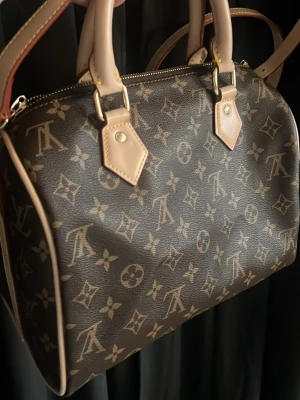 Väska  - Väska som knappt är använd, köpt i Spanien 