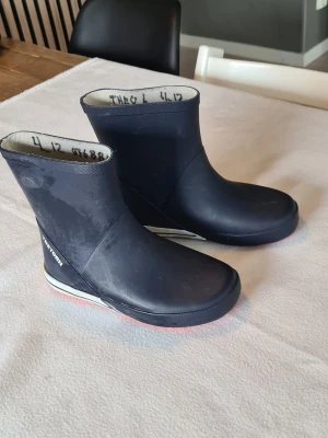Gummistövlar Tretorn storlek 33 - Gummistövlar Tretorn storlek 33. 