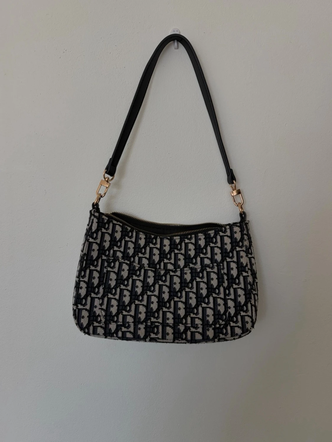 Väska med fint mönster 