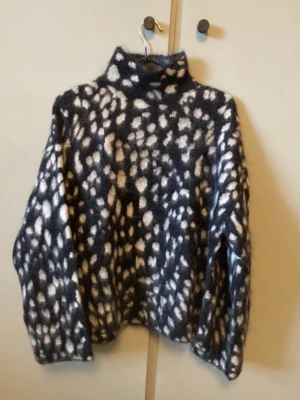 Mohair tröja  - Mohair blend i storlek S!! 