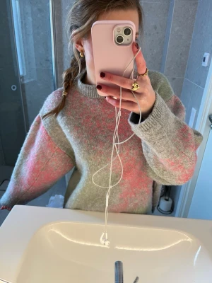 unik stickad tröja - Cool tröja, lite nopprig