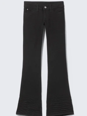 BOOTY BEI LOW WAIST SKINNY BOOTCUT JEANS - Jeans från Weekday! Oanvända men utan lapp. Strl 28/32 🌼