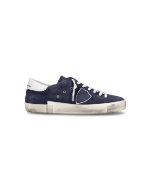 Philippe Models - Sällsynta Philippe Model nubuckskor i mörkblått 👟  Sulorna är ganska slitna , Allt original ingår: box + 3 par skosnören 📦  Kontakta mig för fler bilder eller info 📸  Tar även emot byten 🔁 pris går att diskutera 