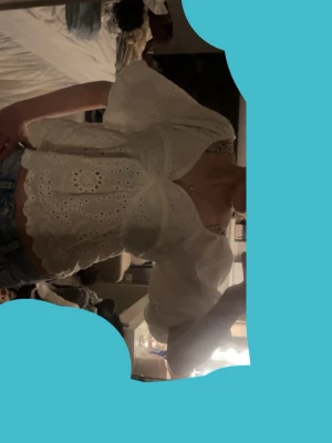 söt topp - söt topp knappt använd lite stor på mig men annars i jätte fint skick 