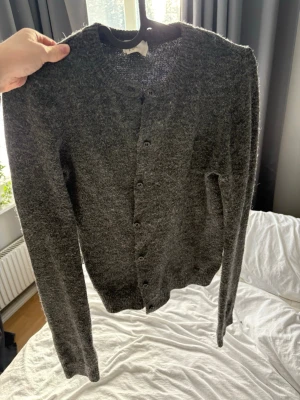 Grå kofta - Grå kofta, mysigt material 