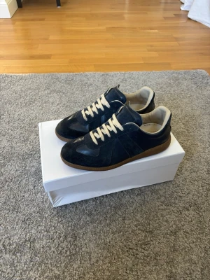Maison Margiela Gats - Snygga sneakers från Maison Maegiela som används i 2 veckor 