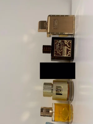 Lattafa parfymer - Lattafa Fire On Ice, Qaa’ed, Qaed Alfursan Untamed, Kingdom. Alla är fulla förutom alfursan och kingdom. Se andra bilden och avgör mängden själv.  📦 Alla har presentation. 527kr för alla eller 200kr/st