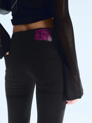 Cheap Monday Jeans - BOOTY BEI LOW WAIST SKINNY BOOTCUT JEANS i svart