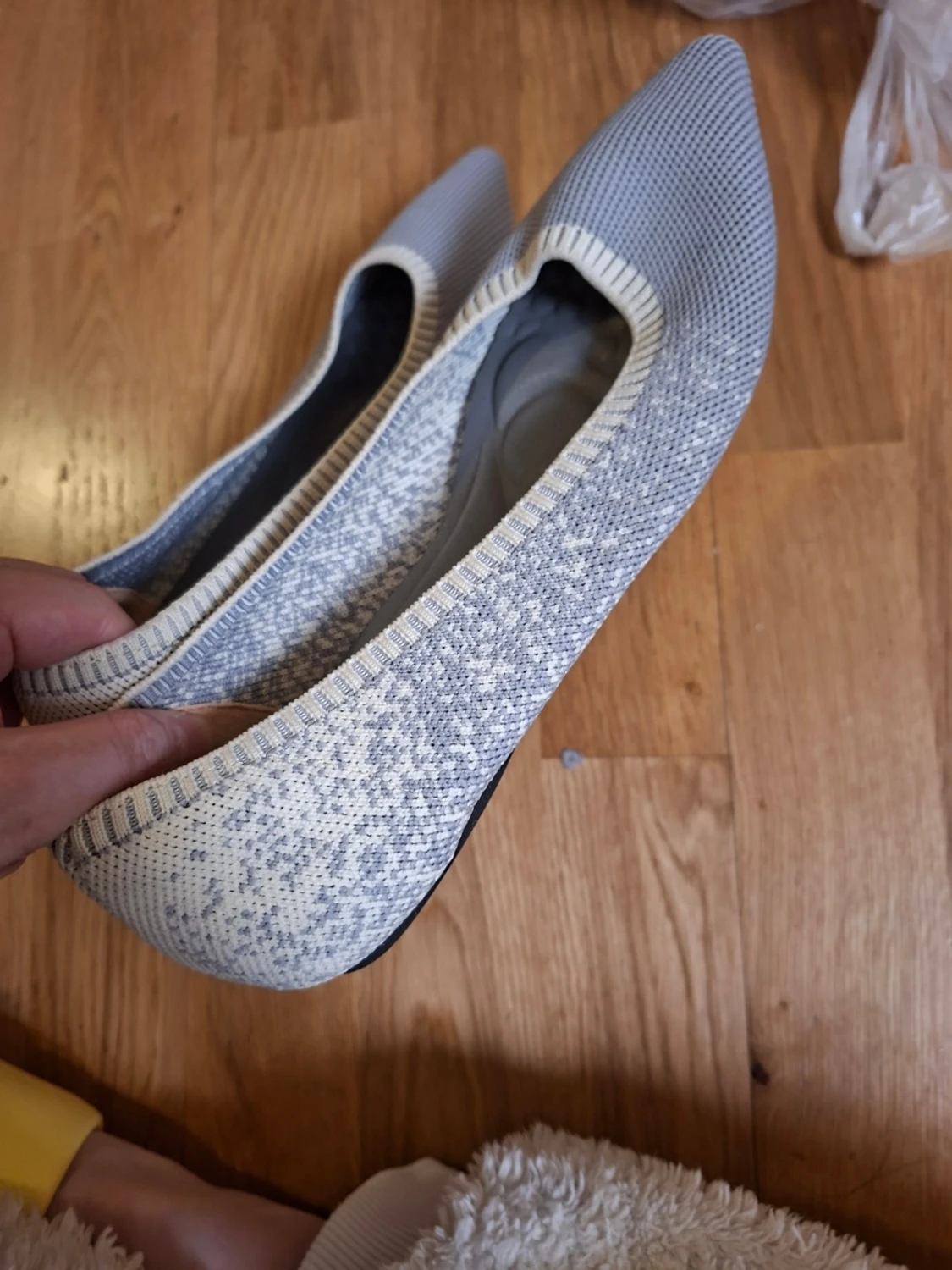 Grå stickade ballerinaskor - 1
