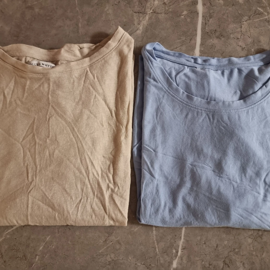 Beige och ljusblå t-shirt Holly & Whyte - 2