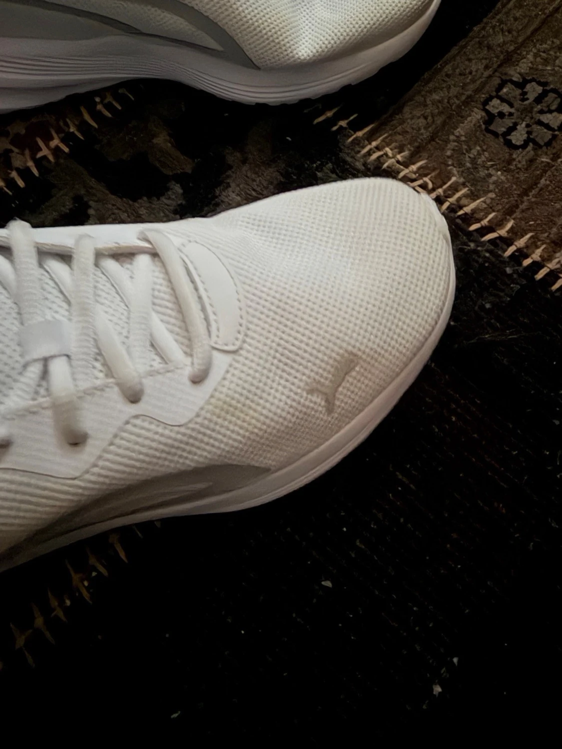 Vita sneakers från Puma - 1