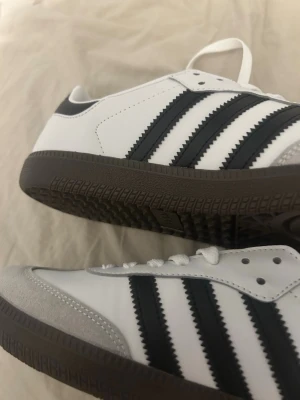 streetwear shoes  - storlek 42 kända i tiktok