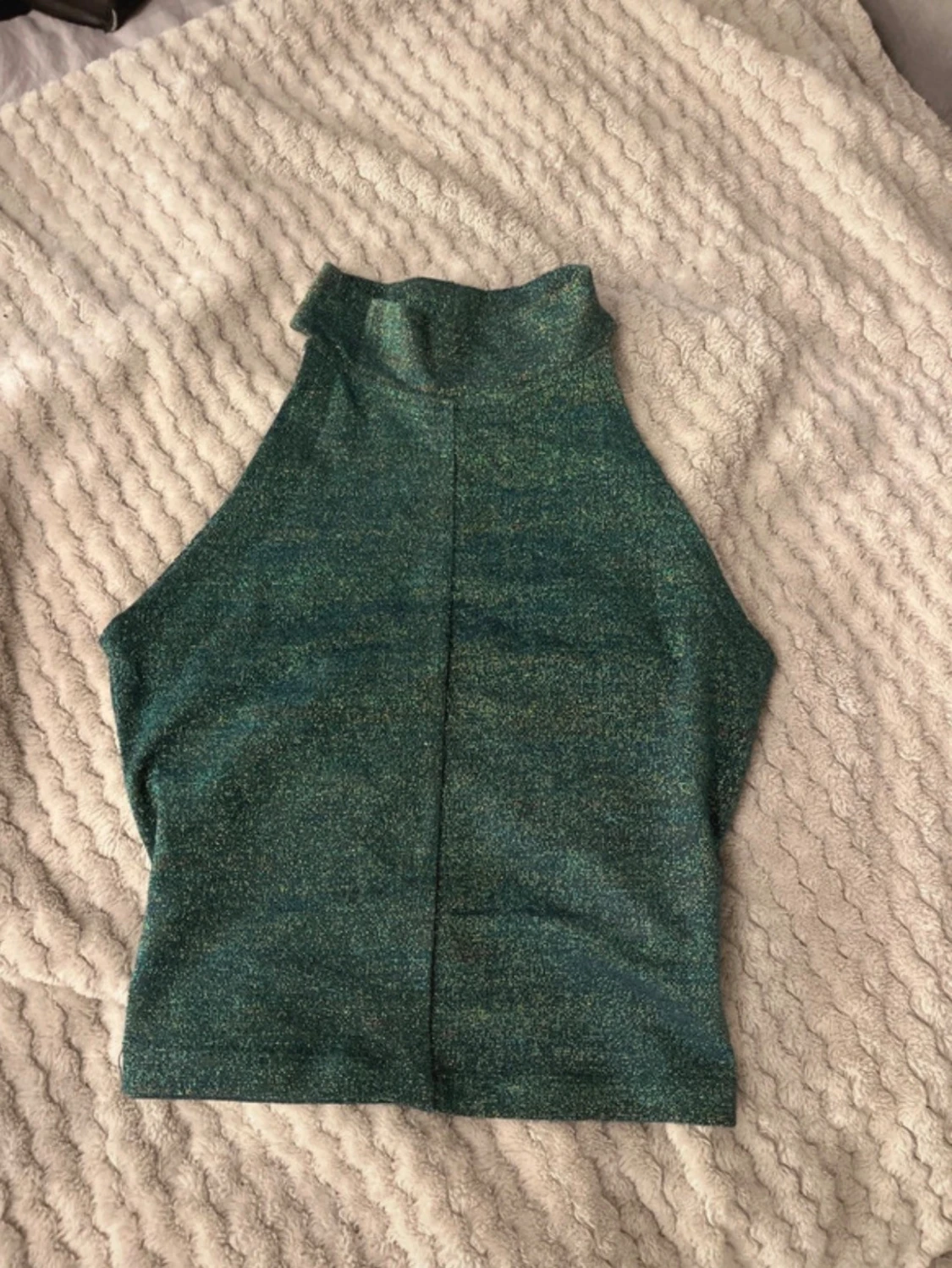 Grön glittrig croppad linnetopp - 2