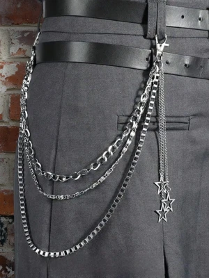 Byxkedja med stjärnor - Byxkedja med tre stjärnor. Tre kedjor. 40 cm. 45 cm. 57 cm.