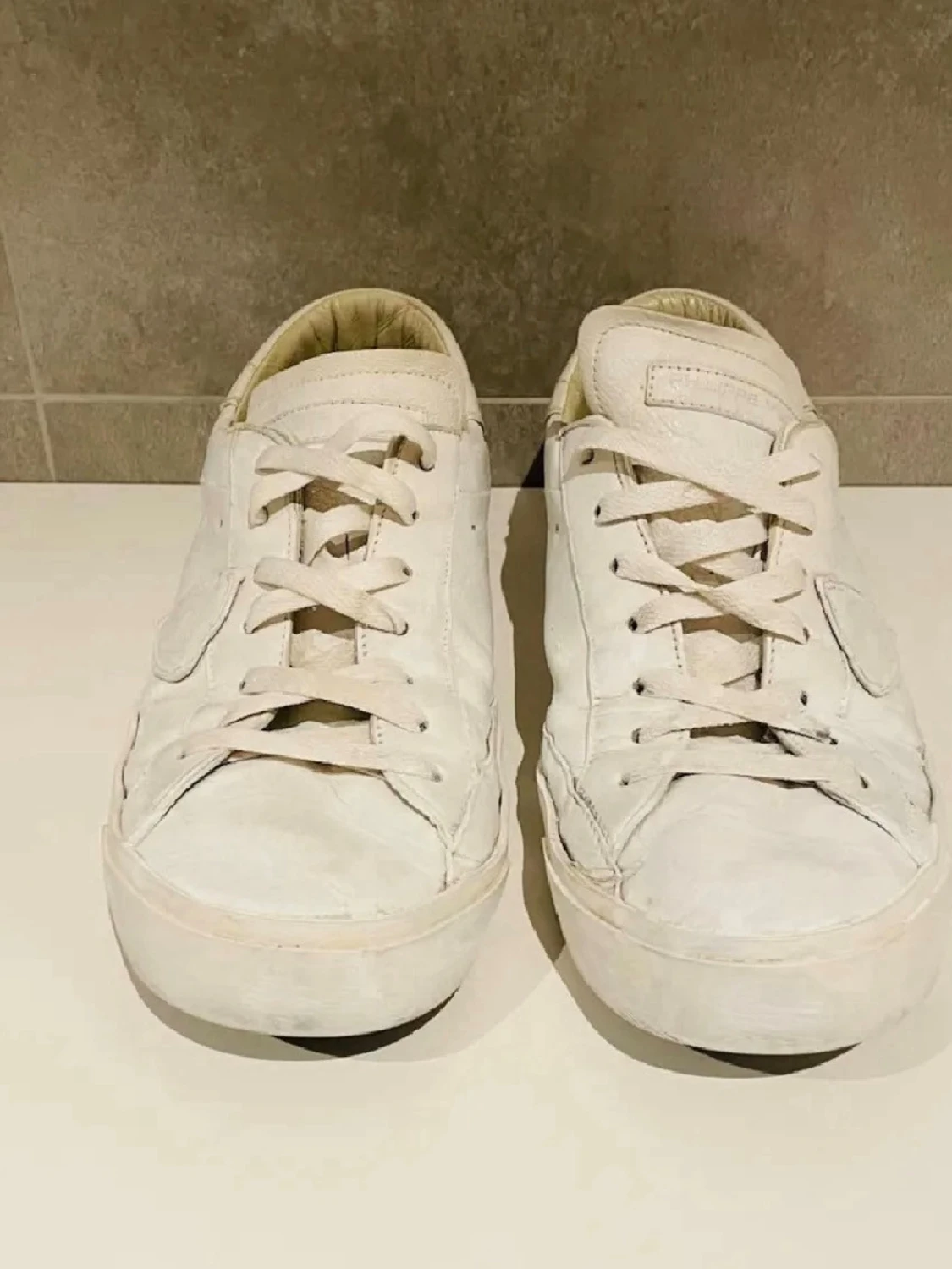 Vita Philippe models BOX FINNS - 2