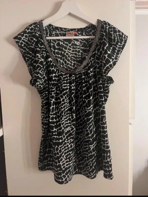 Only topp - Topp från only i storlek 38🩷