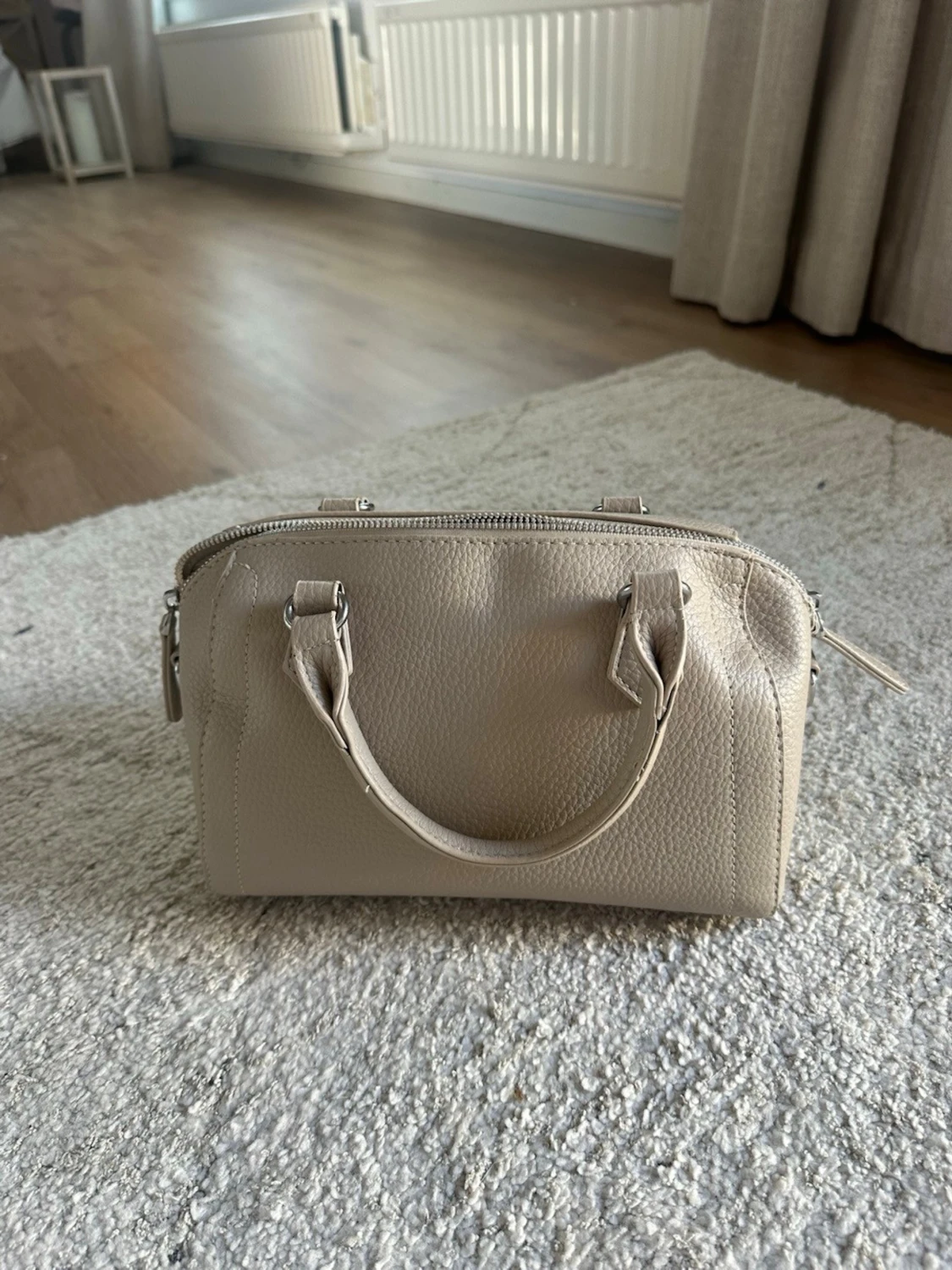 Beige handväska