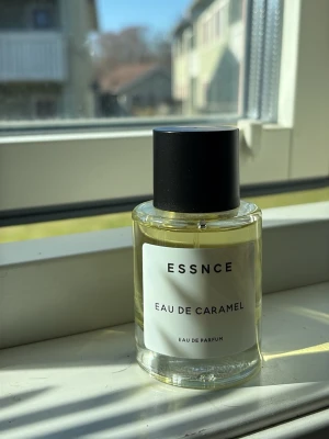 ESSNCE Eau de Caramel parfym - Parfym från Essnce i doften eau de caramel, 50ml. Endast testad