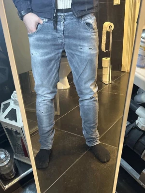 Dondup jeans  - Kolla in dessa shyssstaa dondups som är i 9/10 skick 👀 size 33