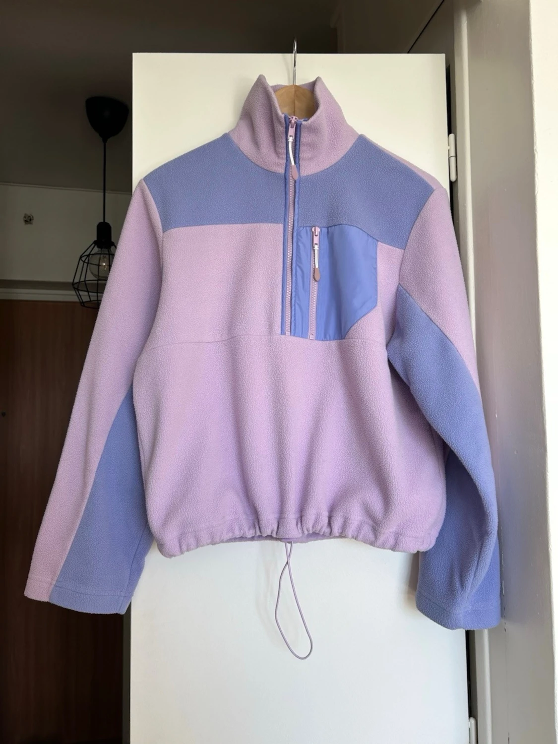 Ljuslila fleece med halv dragkedja - 1