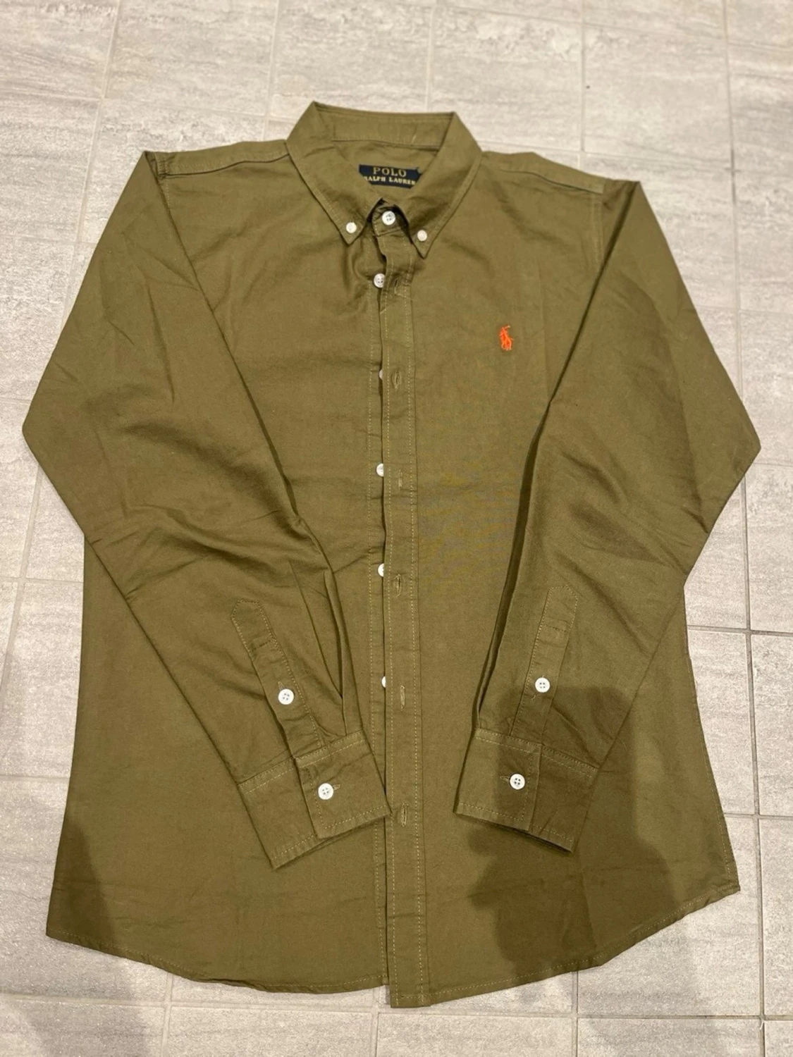 Olivgrön skjorta från Polo Ralph Lauren