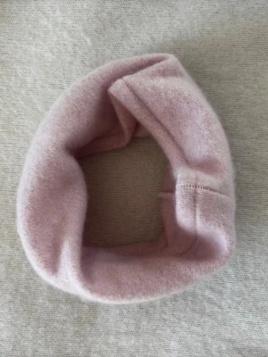 Ljus kashmirbuff - Buff gjord på 100% återvunnen kashmir💕💕