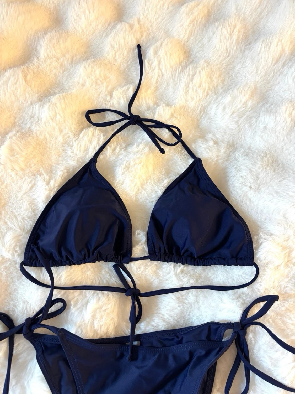 Mörkblå trekantsbikini med knyt - 1