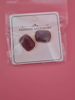 Earrings  - New/Brand new earrings for women/girls. Best for all events. Shipping same day if you during opening hours of post office. 