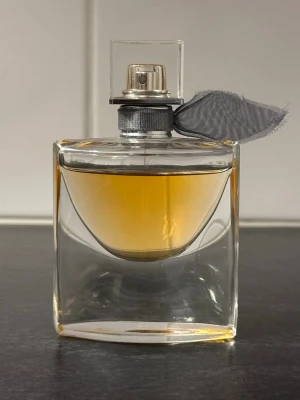 La Vie Est Belle Eau de Parfum 30ml - Lancôme, La Vie Est Belle Eau de Parfum. 30 ml. Perfekt för dig som vill ha en lyxig doft.